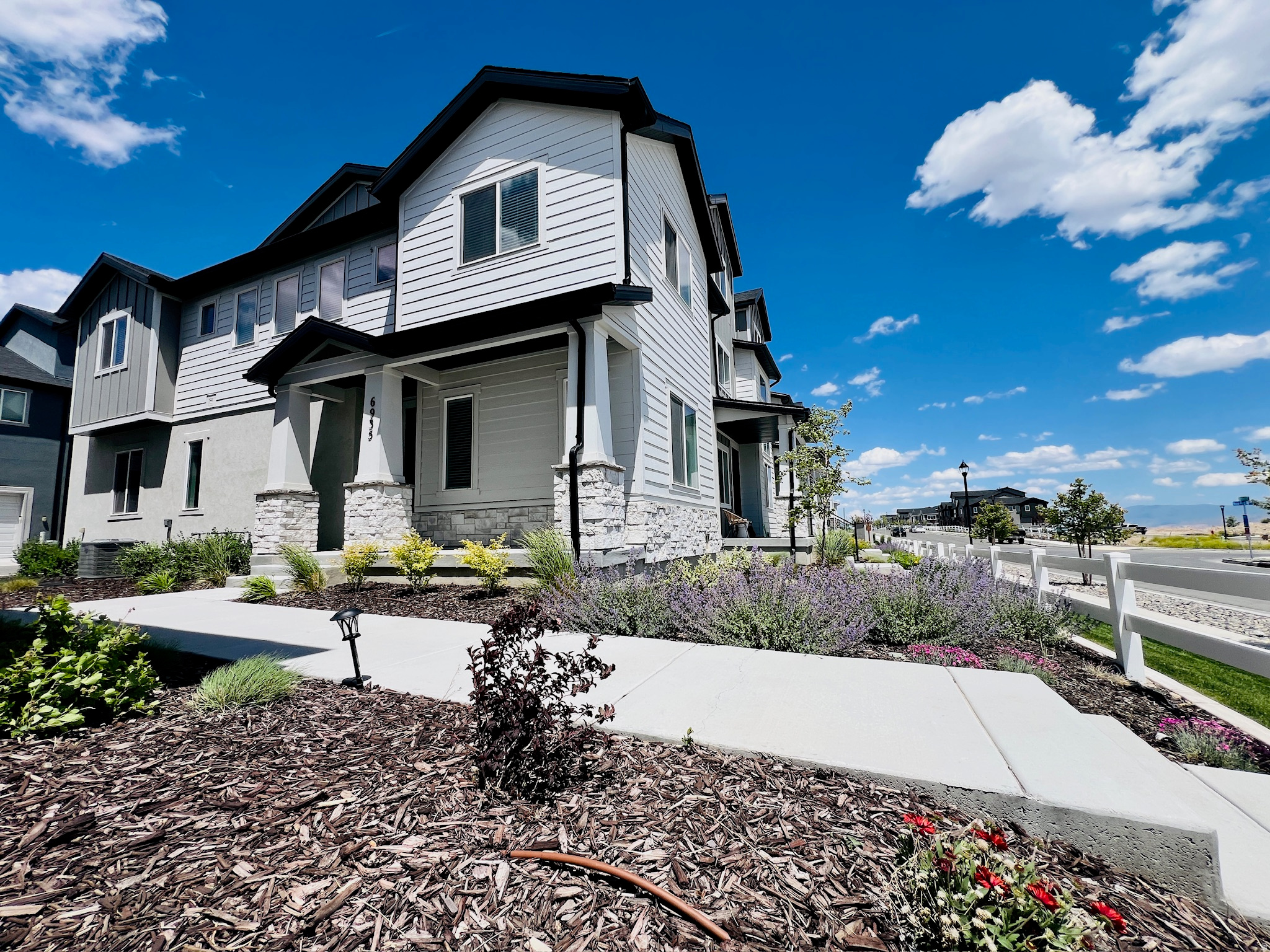 SKY RANCH - Residential
