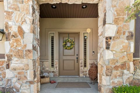 Tiny photo for 952 E BRIDGES CT, Murray, UT 84121 (MLS # 2139619)