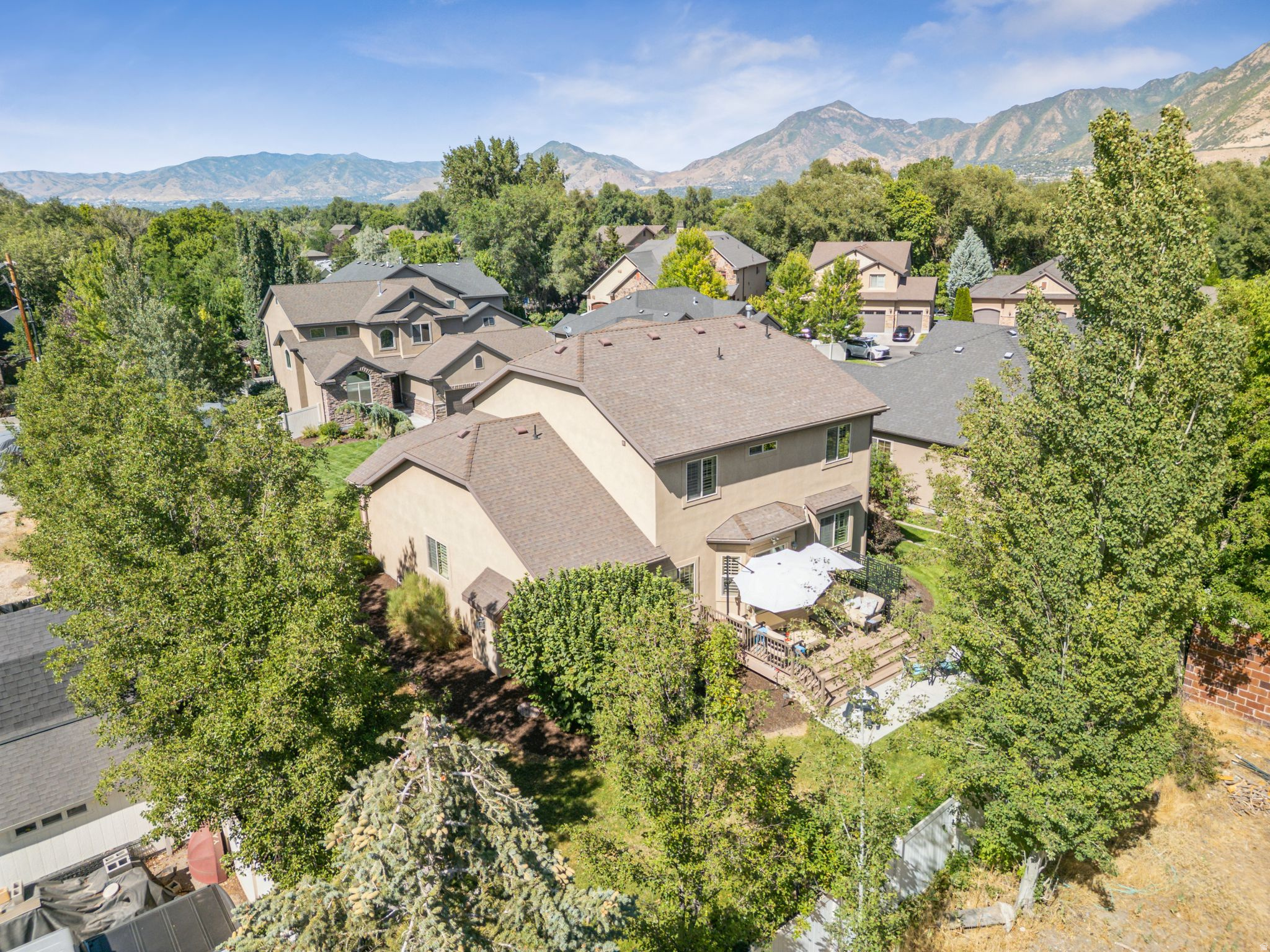 BRIDGES ON VINE PUD - Residential