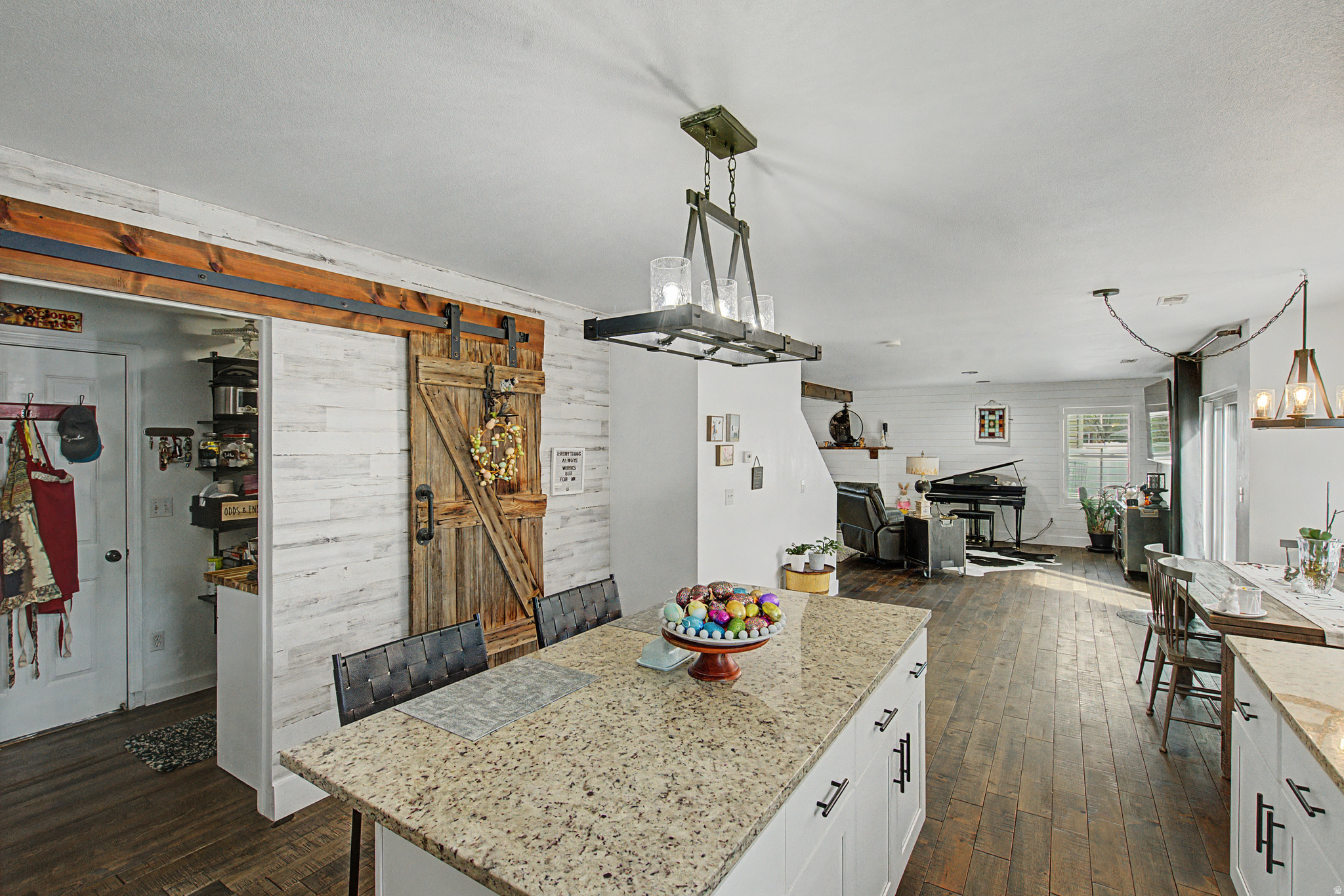 BENNY ESTATES - Residential