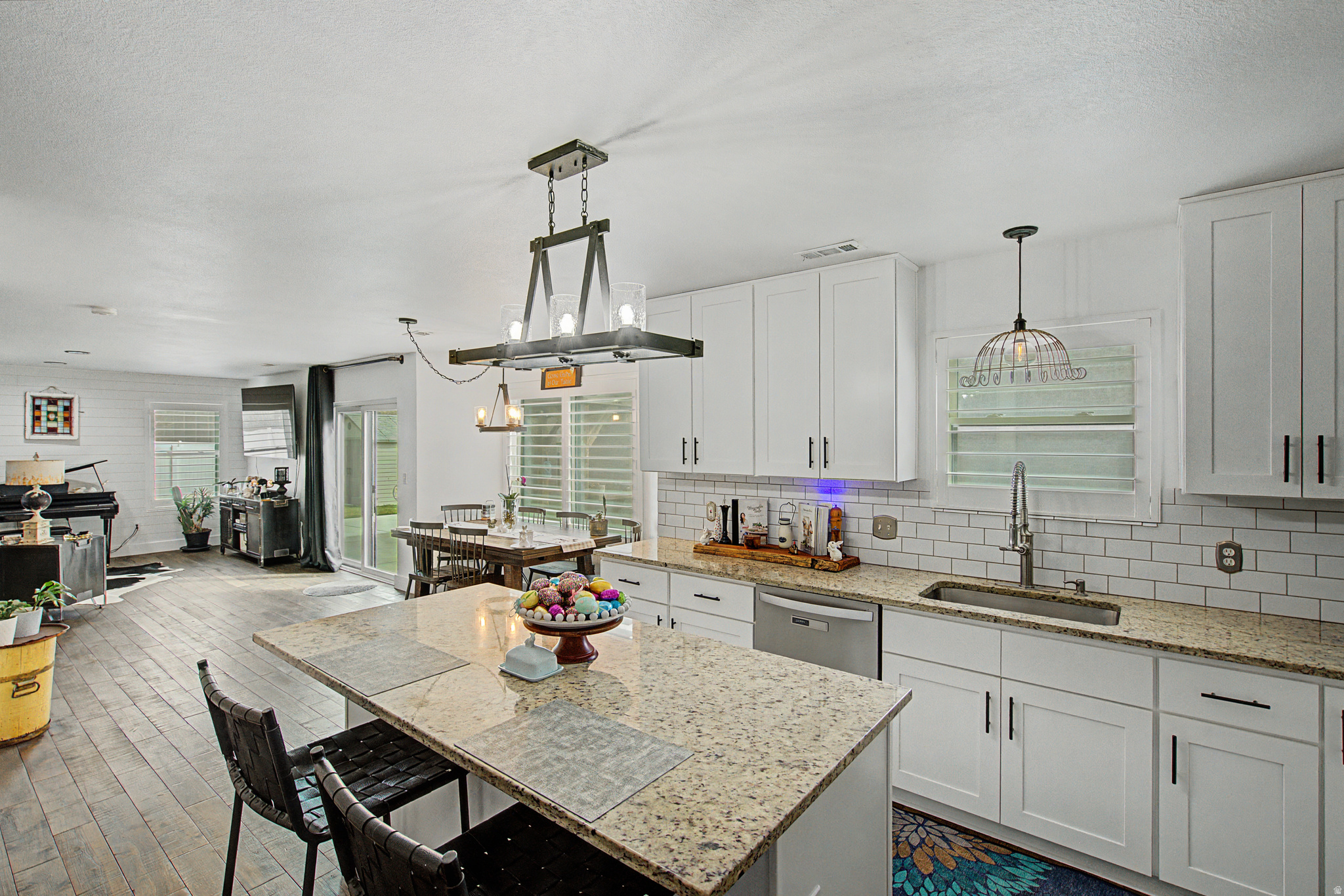 BENNY ESTATES - Residential