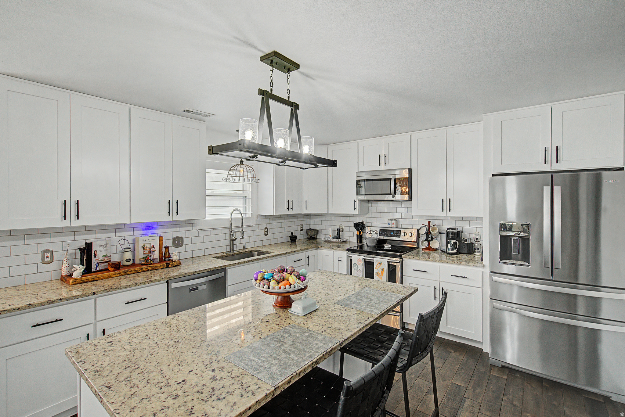 BENNY ESTATES - Residential