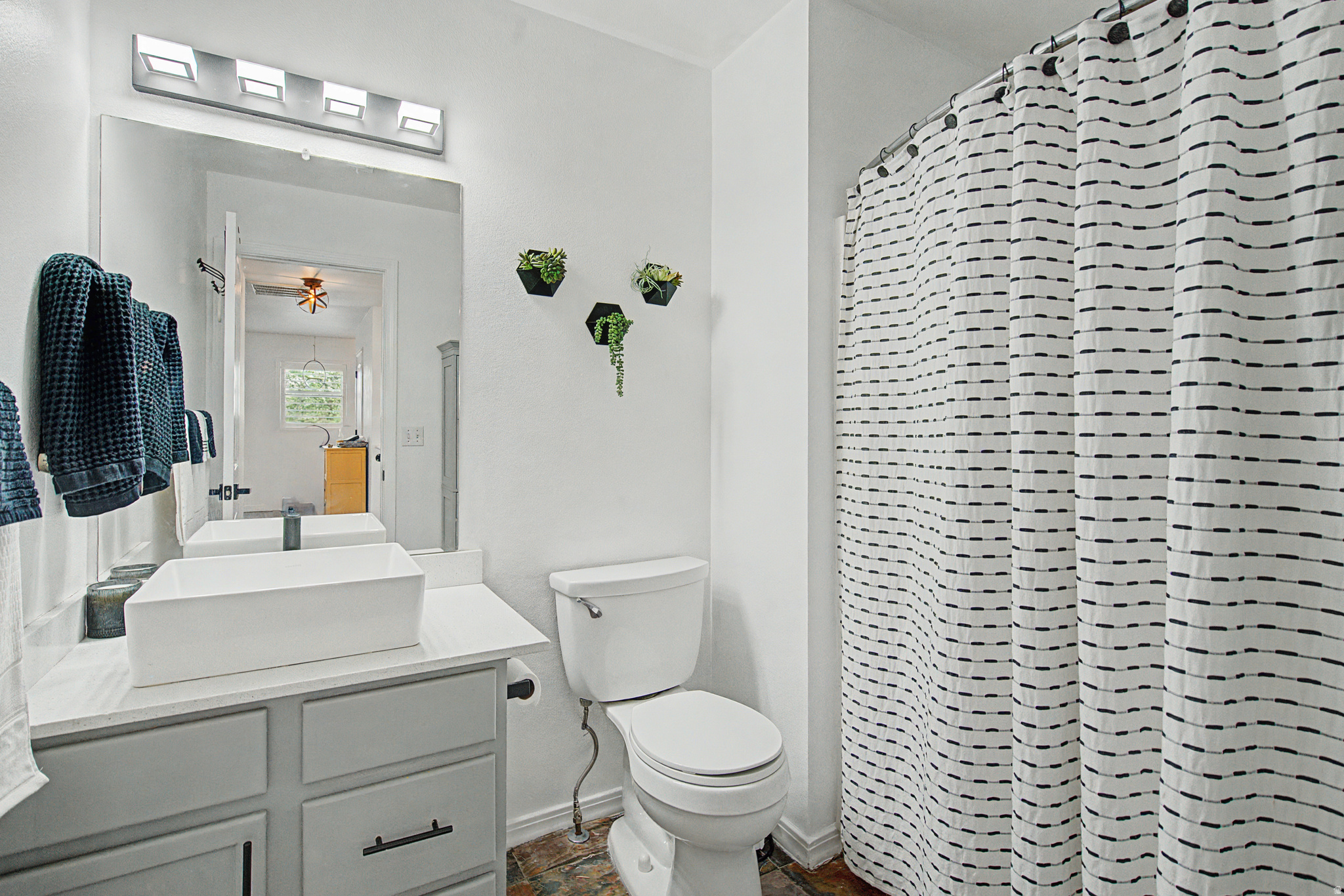 BENNY ESTATES - Residential