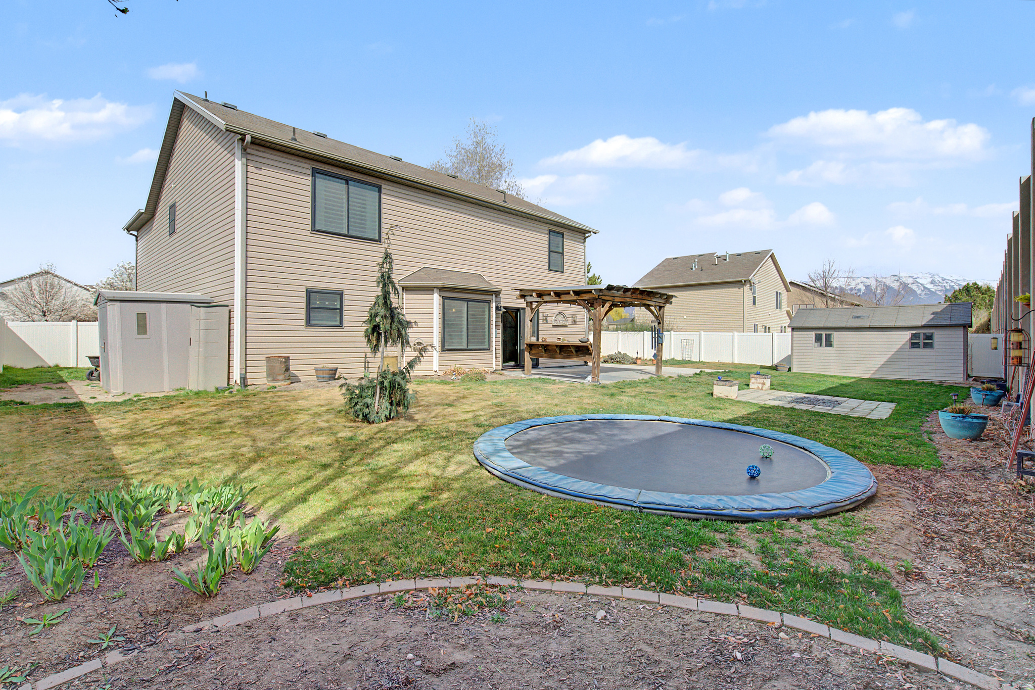 BENNY ESTATES - Residential