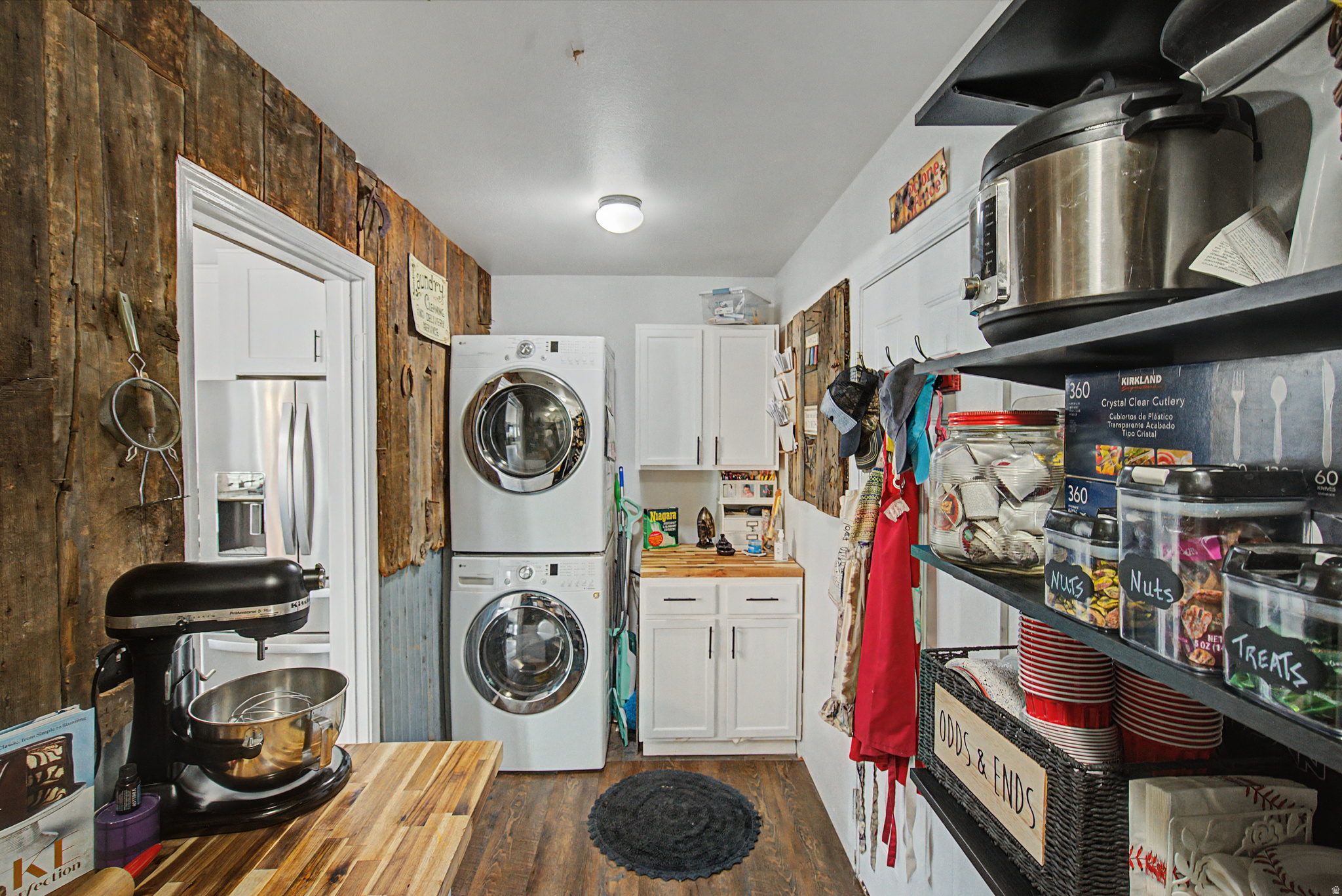 BENNY ESTATES - Residential