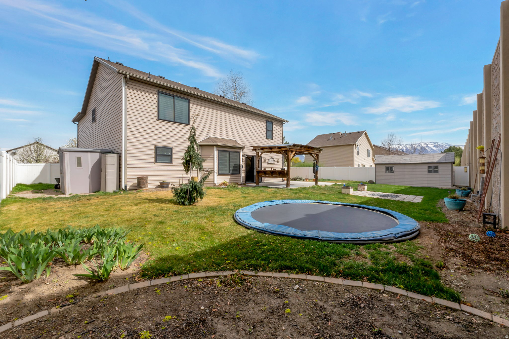 BENNY ESTATES - Residential