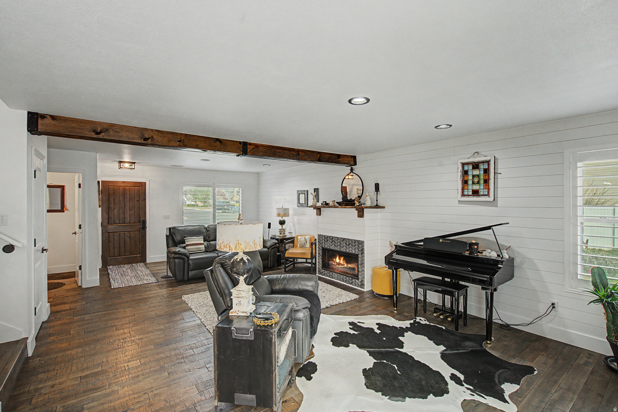 BENNY ESTATES - Residential