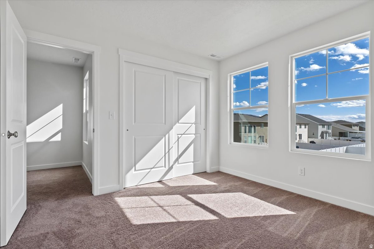 EAGLE VILLAGE - Residential