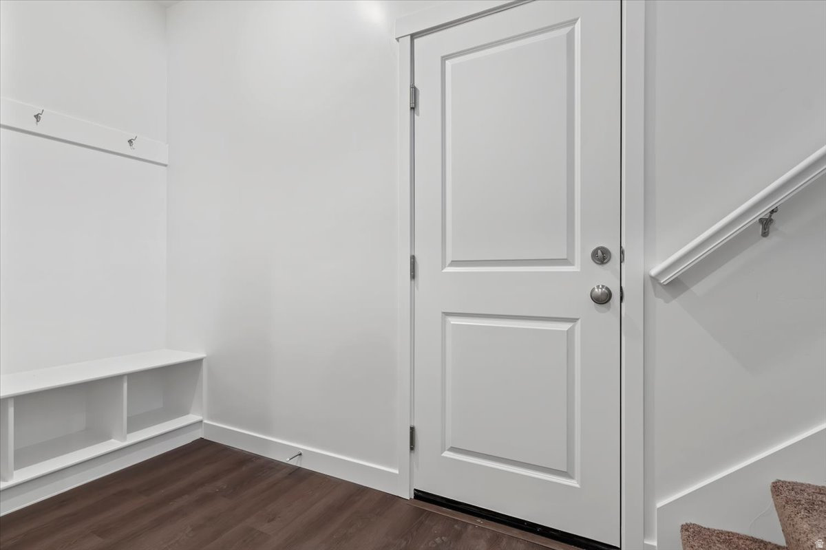 EAGLE VILLAGE - Residential