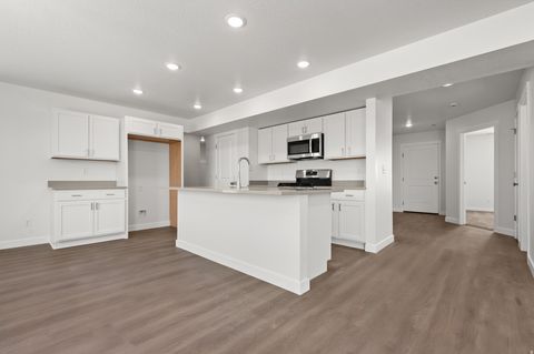 Tiny photo for 1554 E PHEASANT RD #213, Eagle Mountain, UT 84005 (MLS # 2135225)