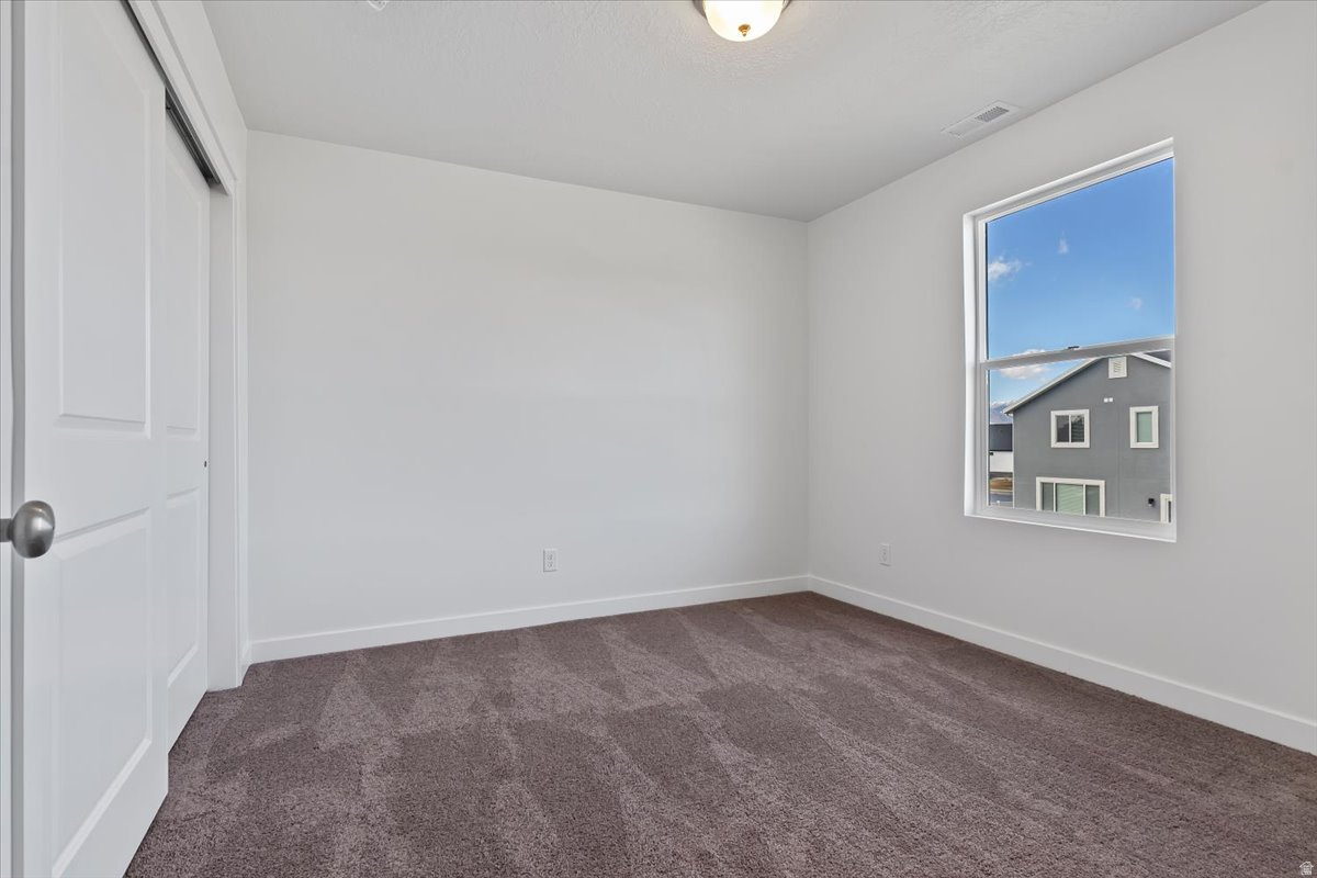 EAGLE VILLAGE - Residential