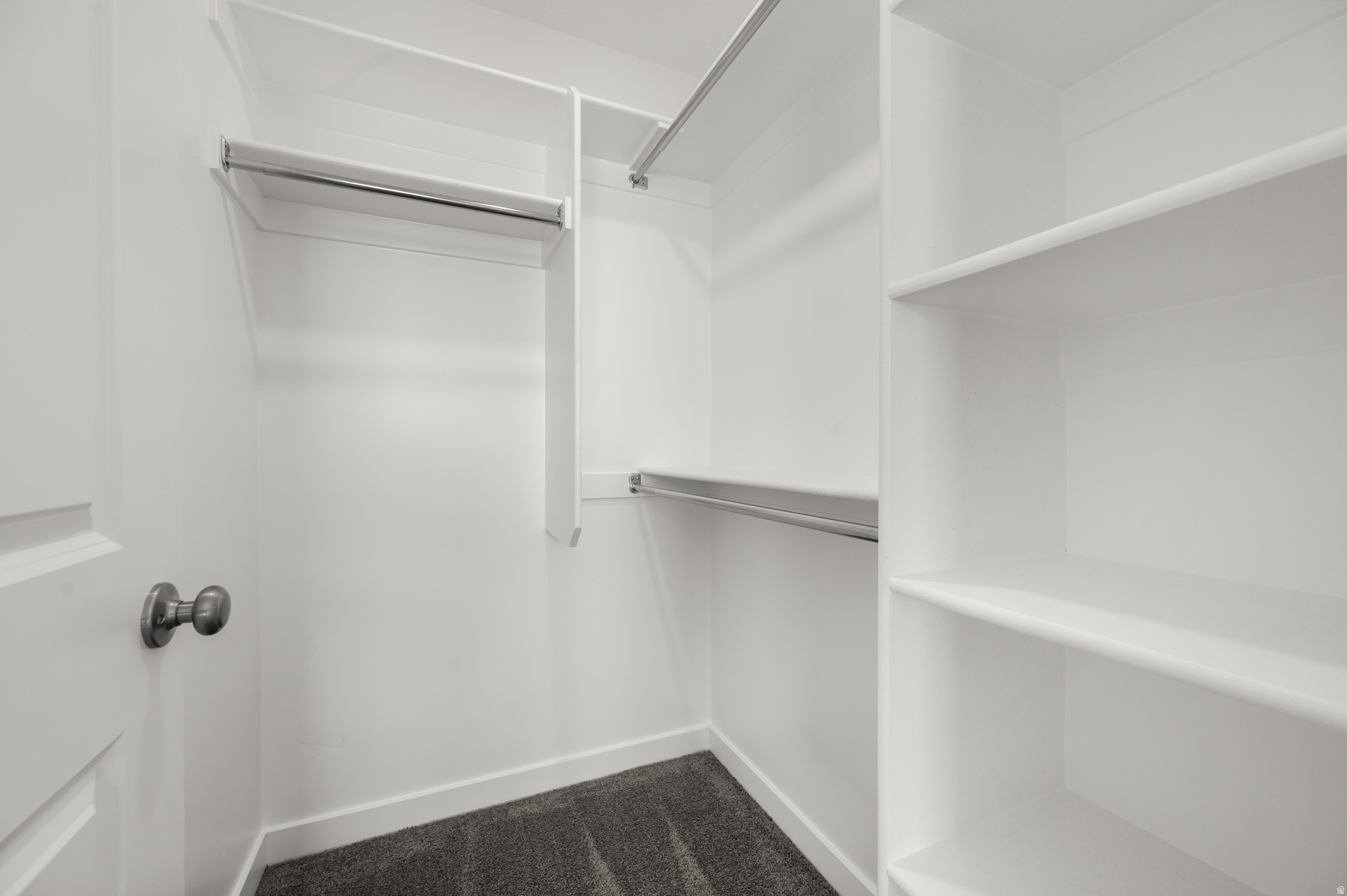 EAGLE VILLAGE - Residential