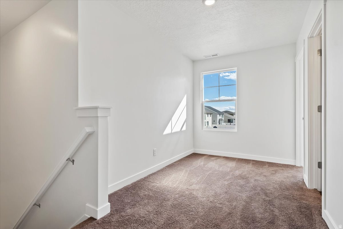 EAGLE VILLAGE - Residential