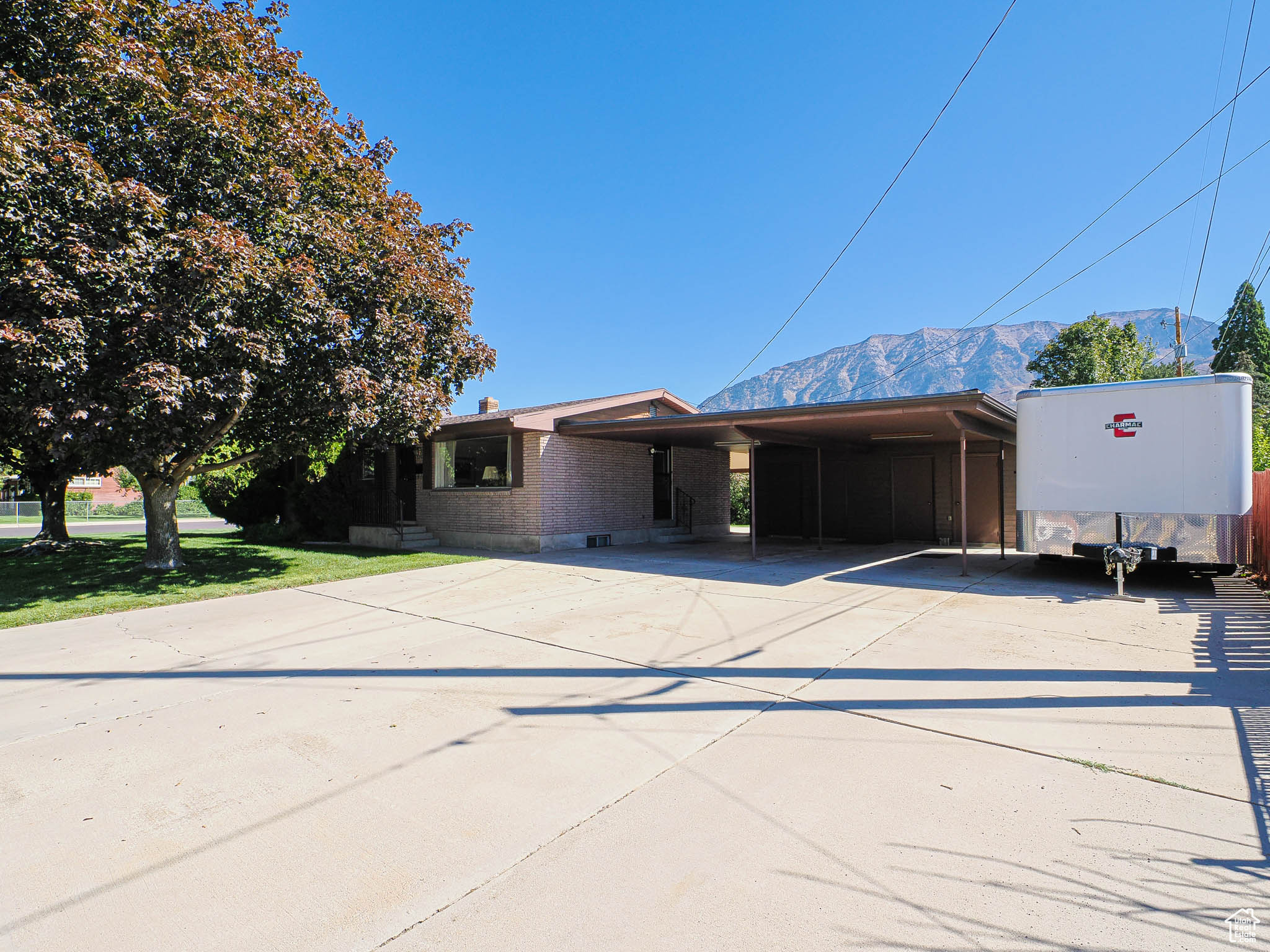 LELAND PARK - Residential