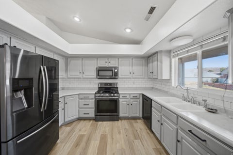 Tiny photo for 2139 E 270 S, Saint George, UT 84790 (MLS # 2169750)