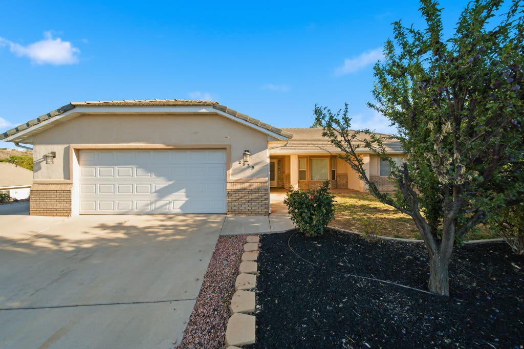 Photo of 2139 E 270 S, Saint George, UT 84790 (MLS # 2169750)