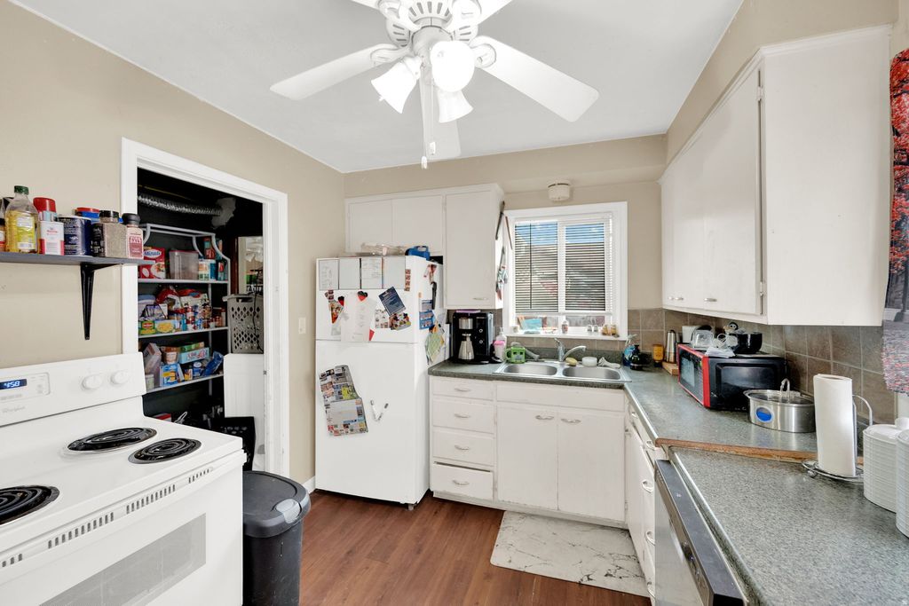 Photo of 846 N 700 W, Provo, UT 84604 (MLS # 2141462)