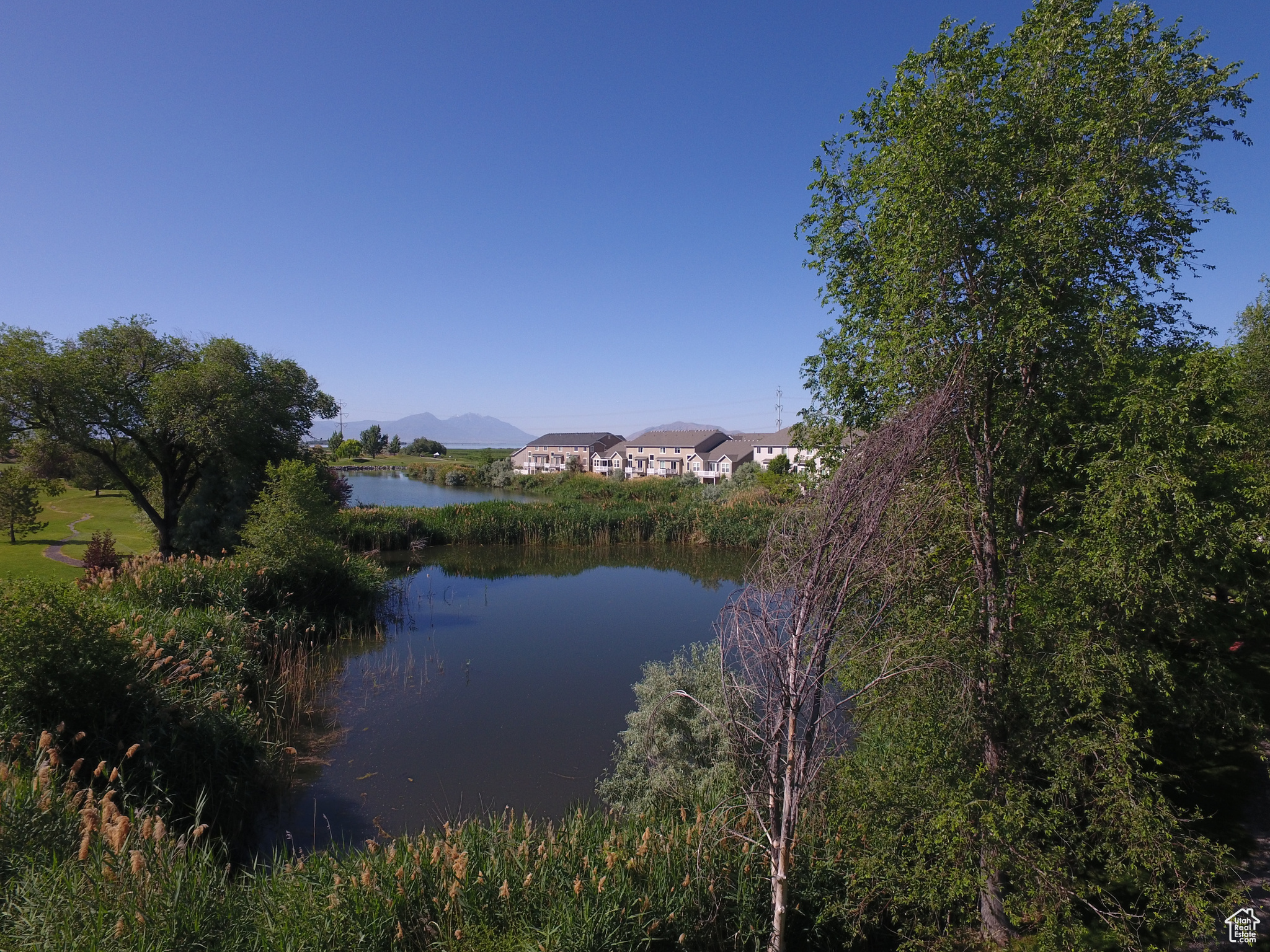 THE PONDS AT SLEEPY RIDGE - Residential Income
