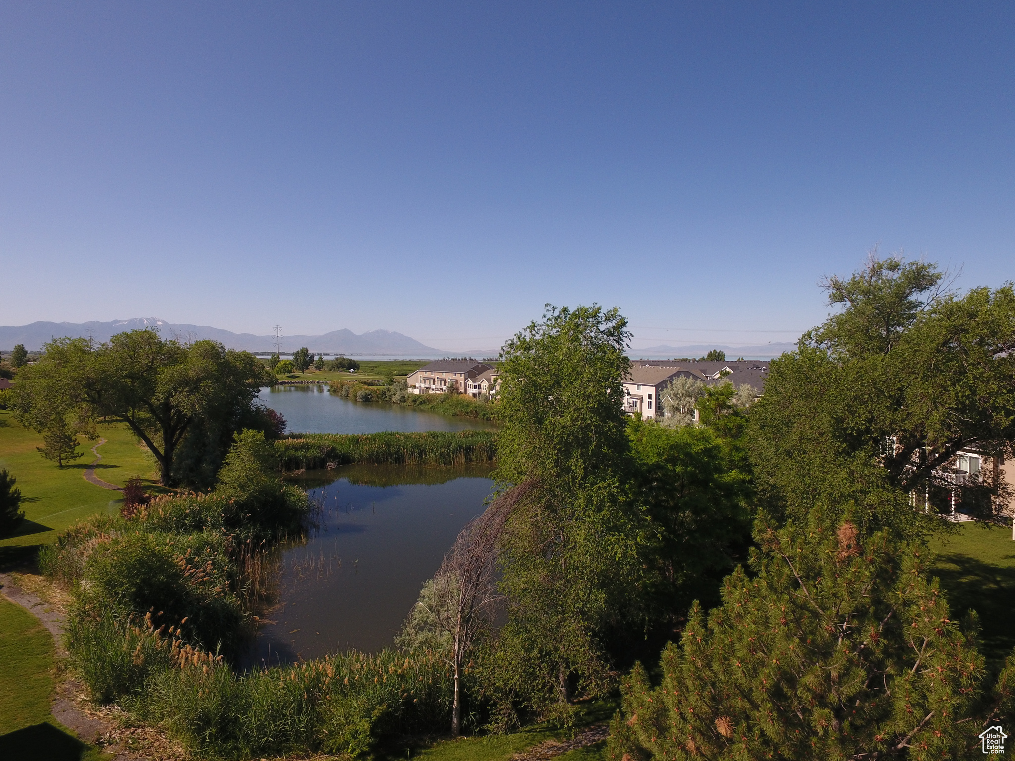 THE PONDS AT SLEEPY RIDGE - Residential Income