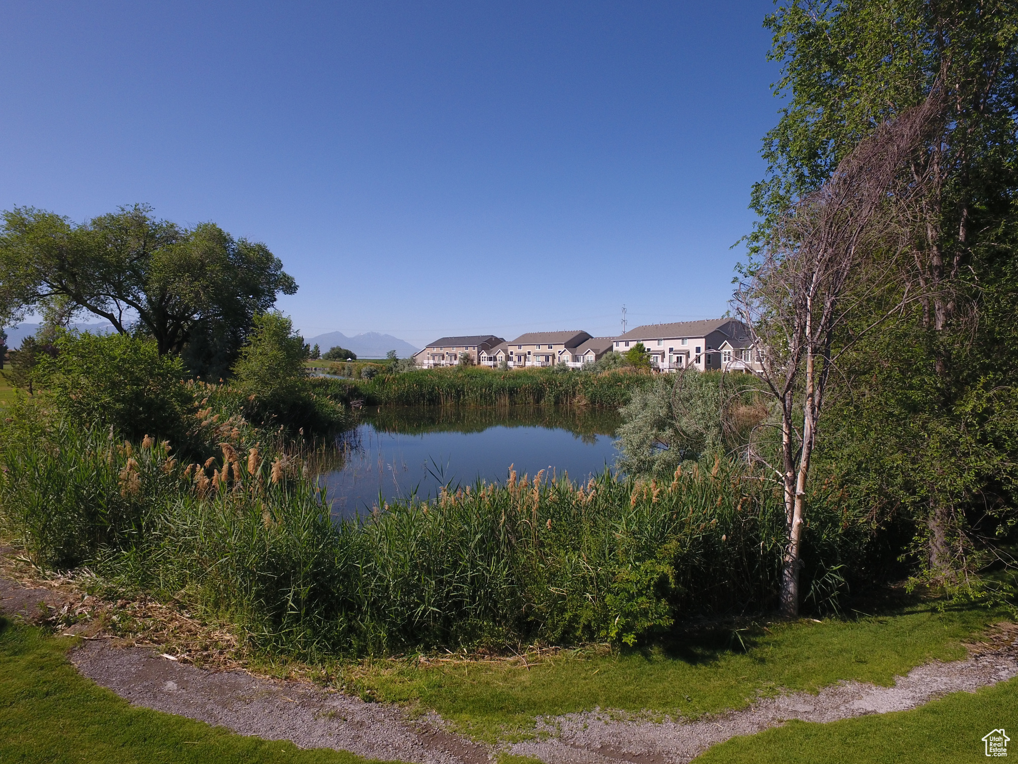 THE PONDS AT SLEEPY RIDGE - Residential Income