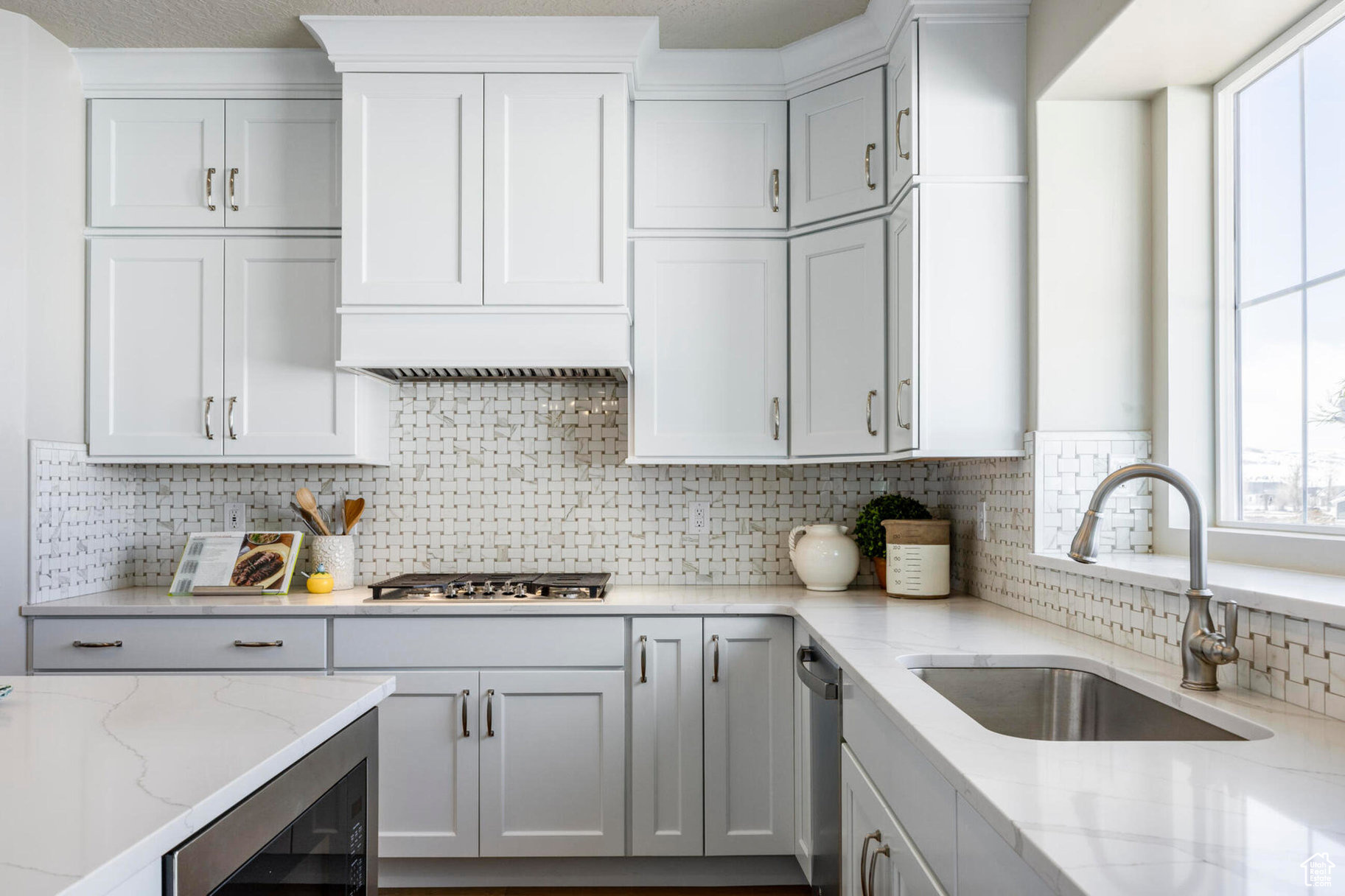 STEWART RANCHES - Residential