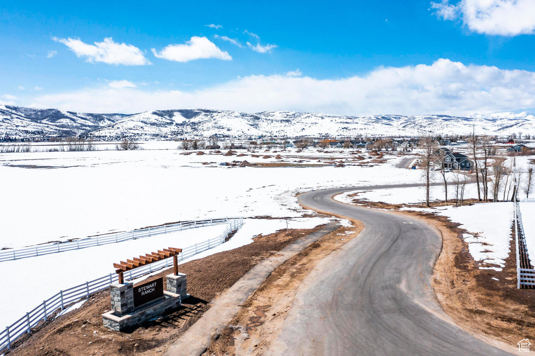 STEWART RANCHES - Residential