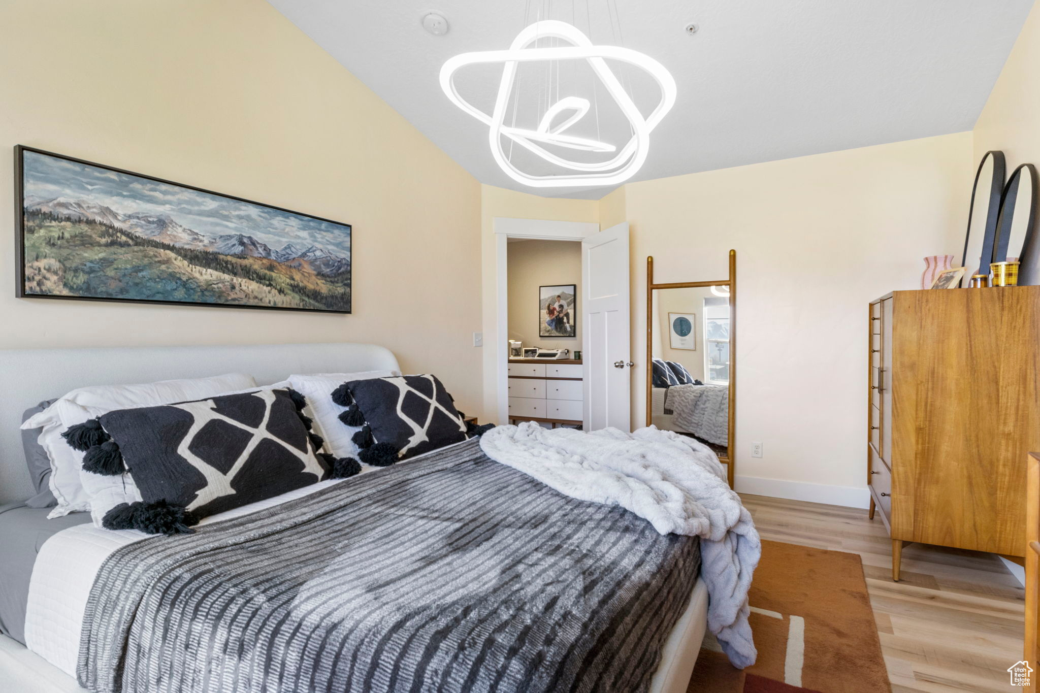 Springville, Utah 84663, United States, 3 Bedrooms Bedrooms, ,2 BathroomsBathrooms,Residential,Active,105402