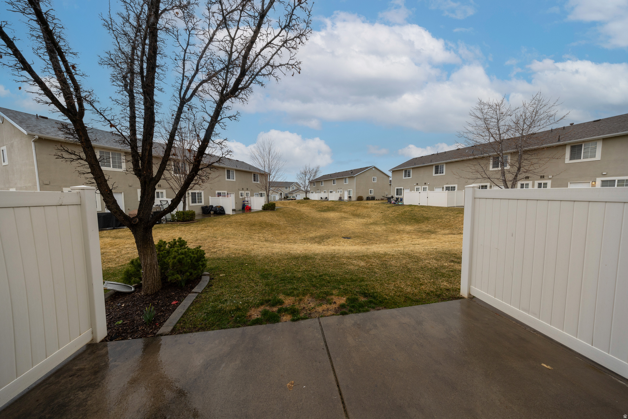 BRIER RIDGE - Residential