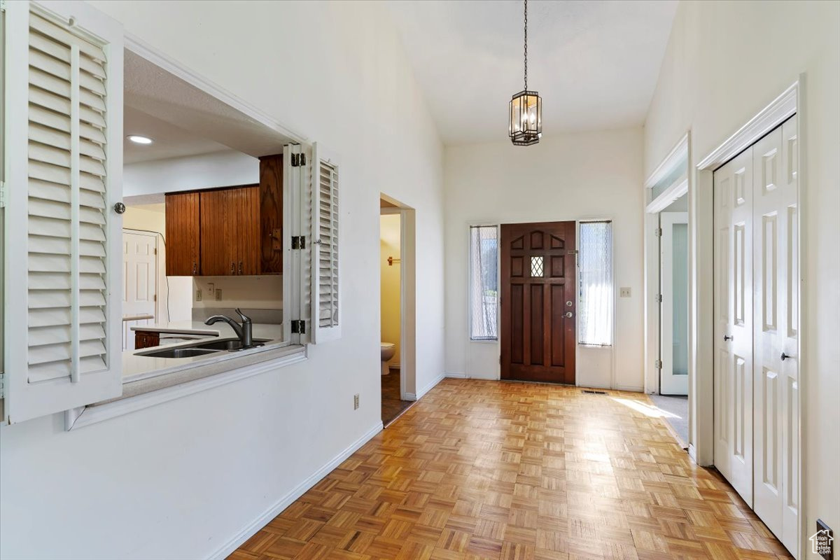LAKEVIEW HEIGHTS - Residential