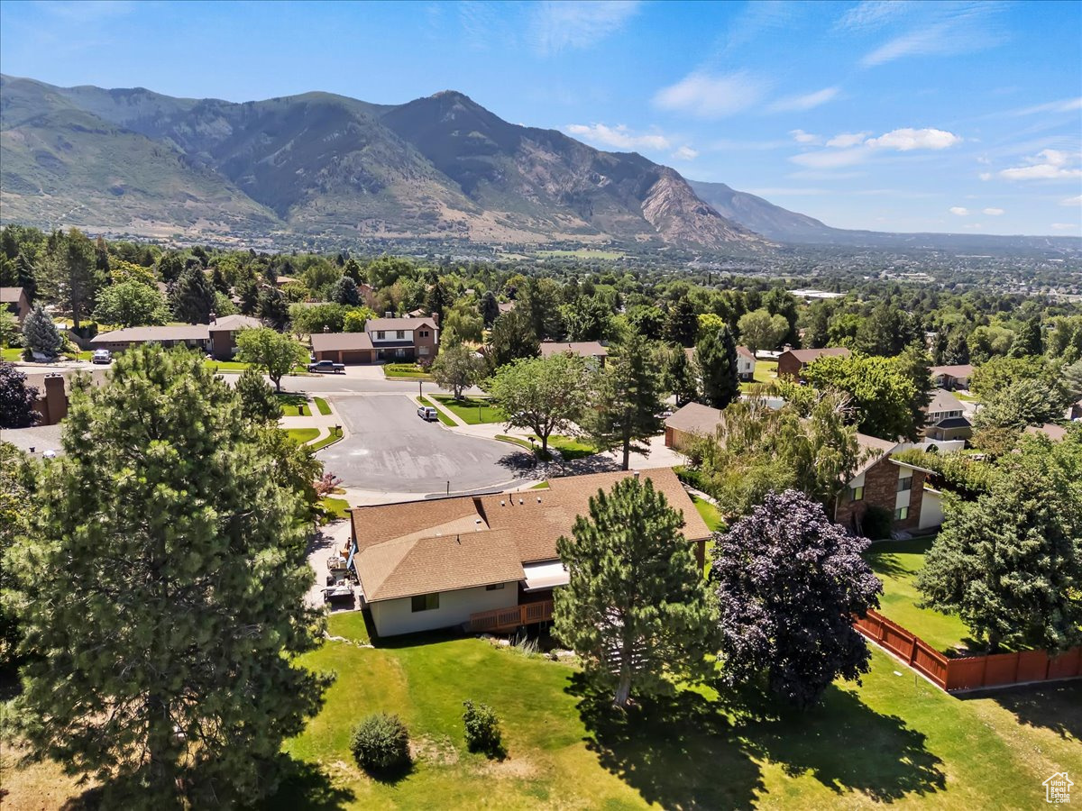 LAKEVIEW HEIGHTS - Residential