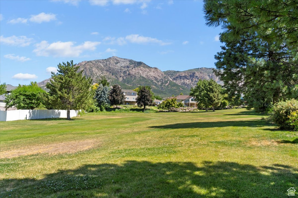 LAKEVIEW HEIGHTS - Residential