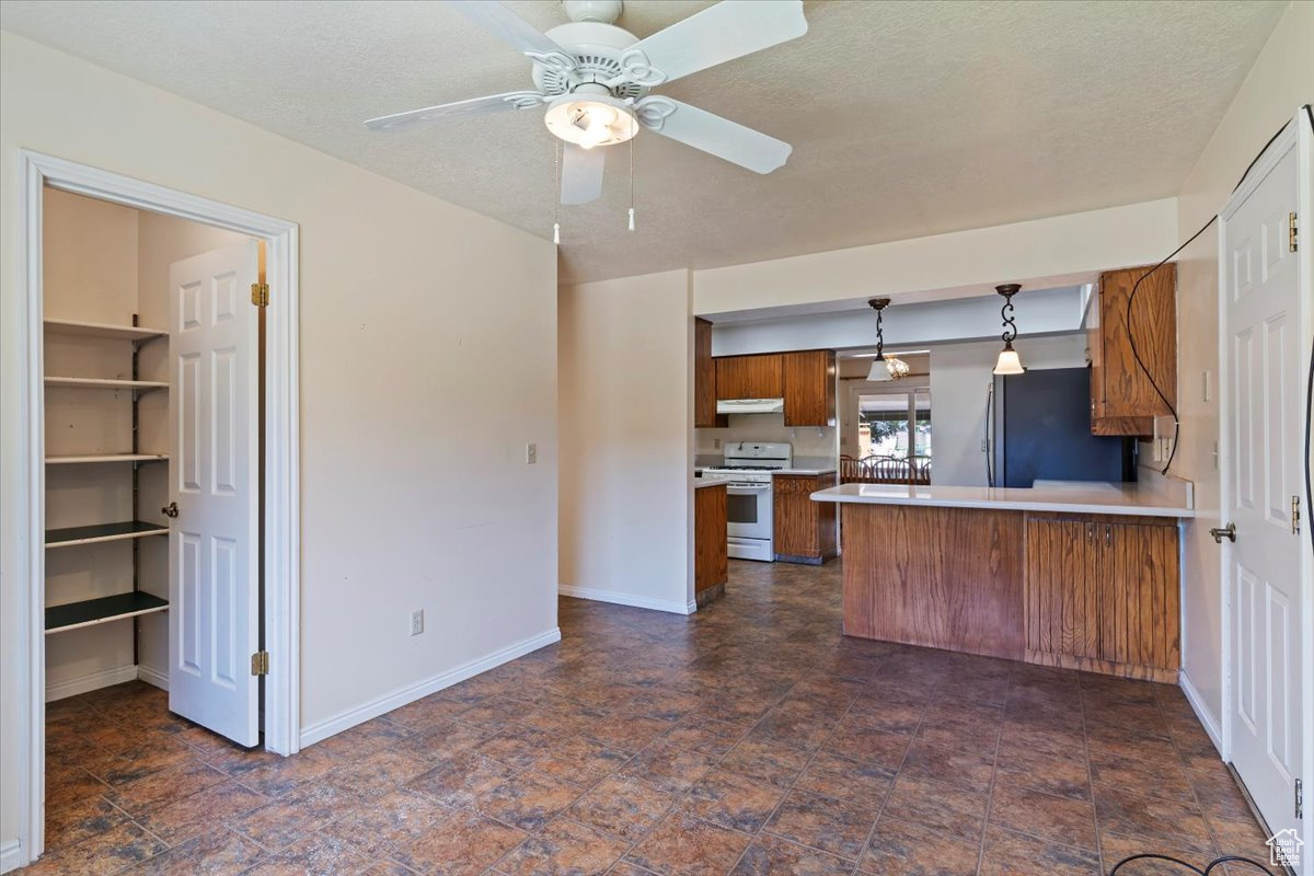 LAKEVIEW HEIGHTS - Residential