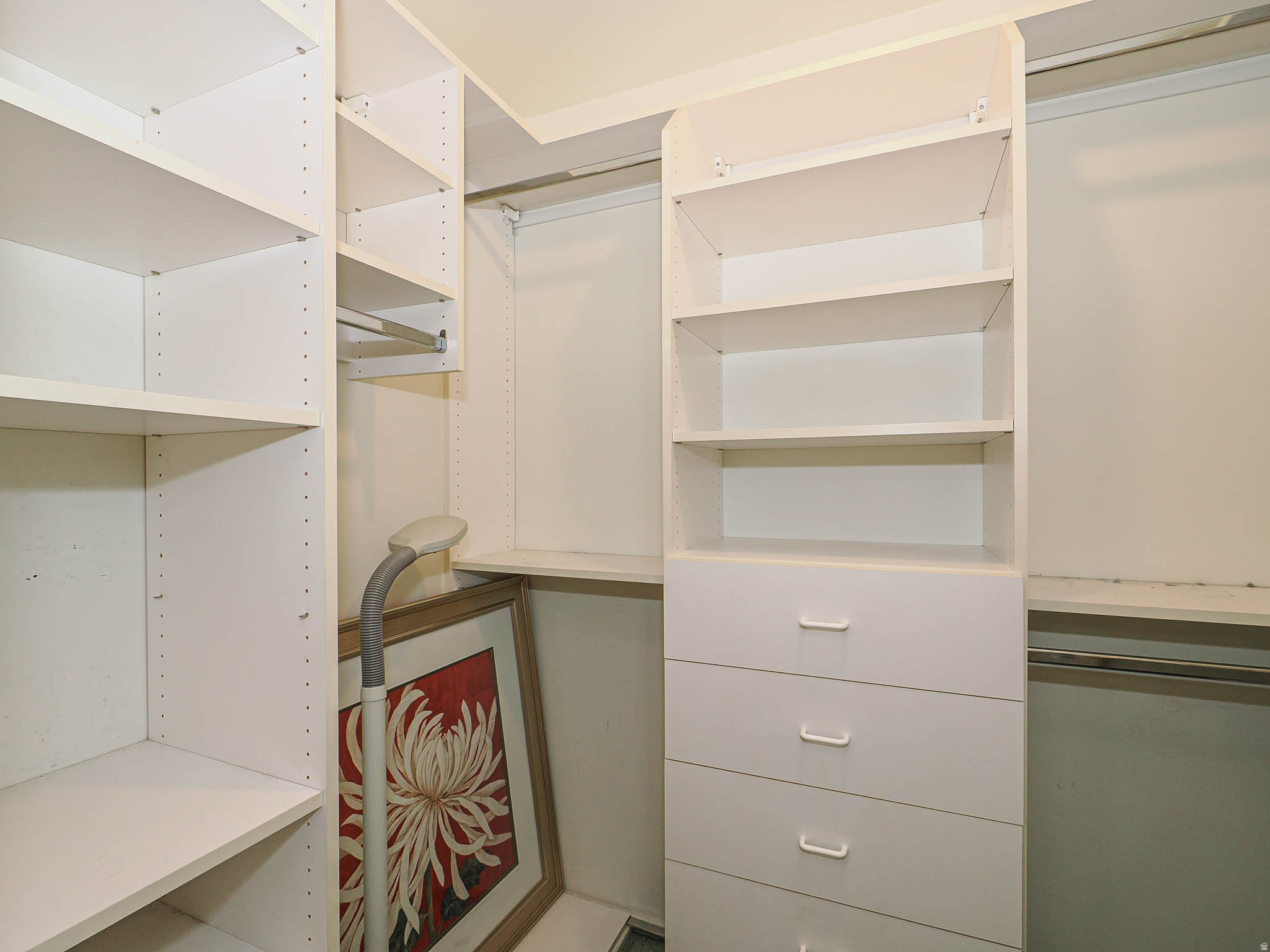 CARRIAGE LN - Residential