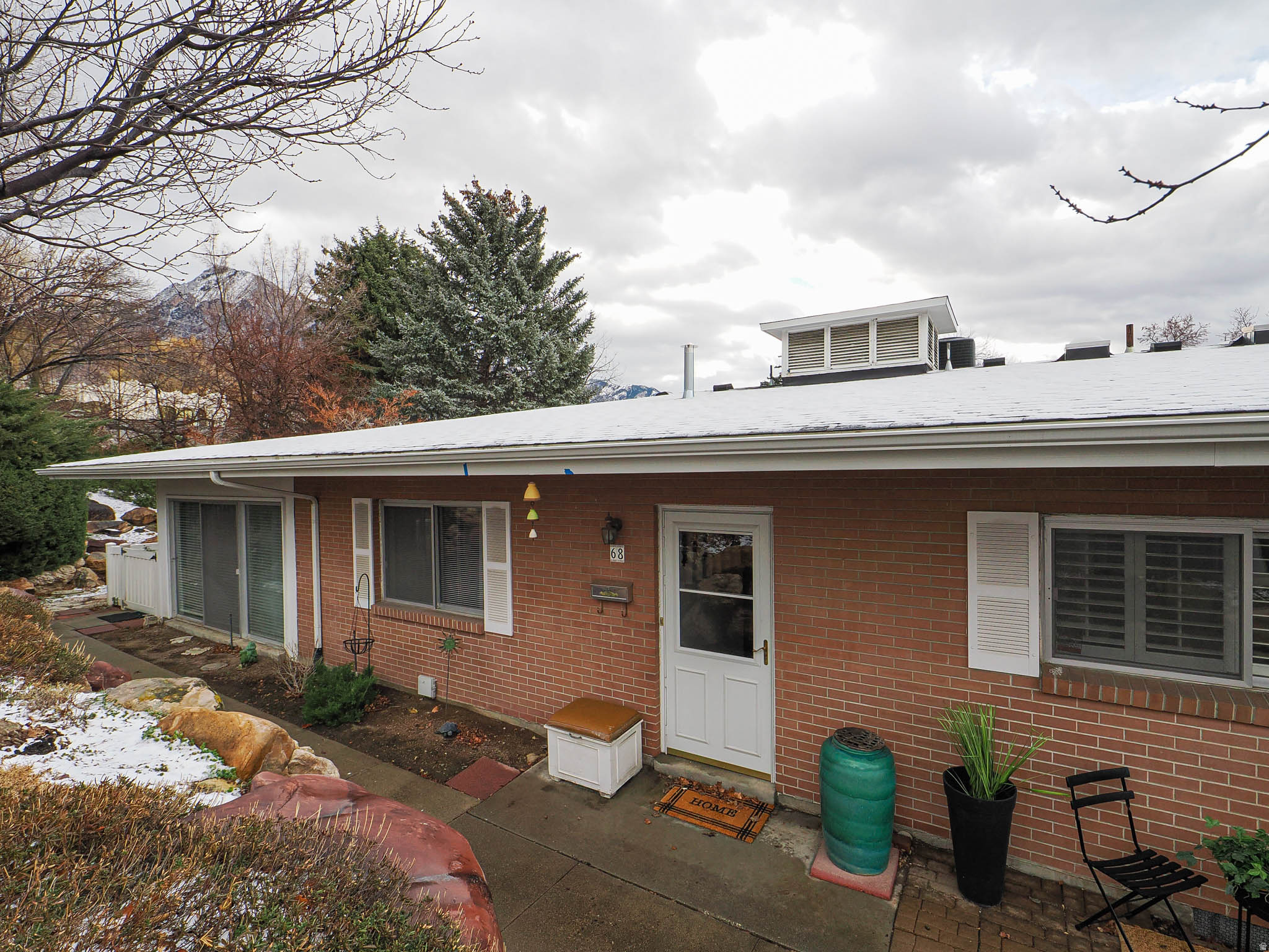 CARRIAGE LN - Residential