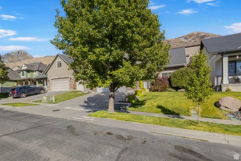 Tiny photo for 10358 N TAMARACK WAY E, Cedar Hills, UT 84062 (MLS # 2072153)