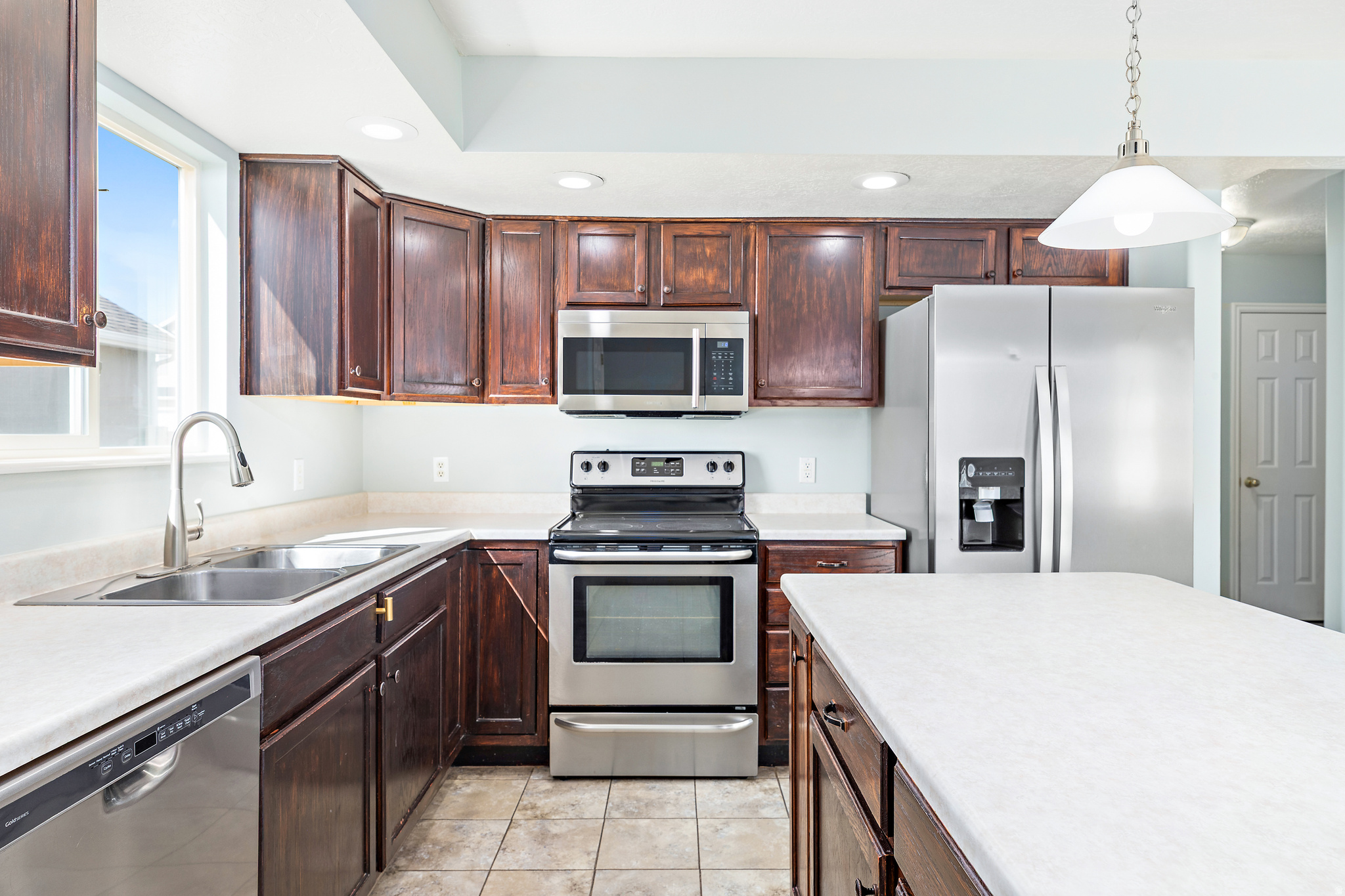 HARVEST HILLS - Residential