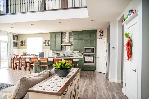 Tiny photo for 2353 W THOMAS CT, Syracuse, UT 84075 (MLS # 2146740)
