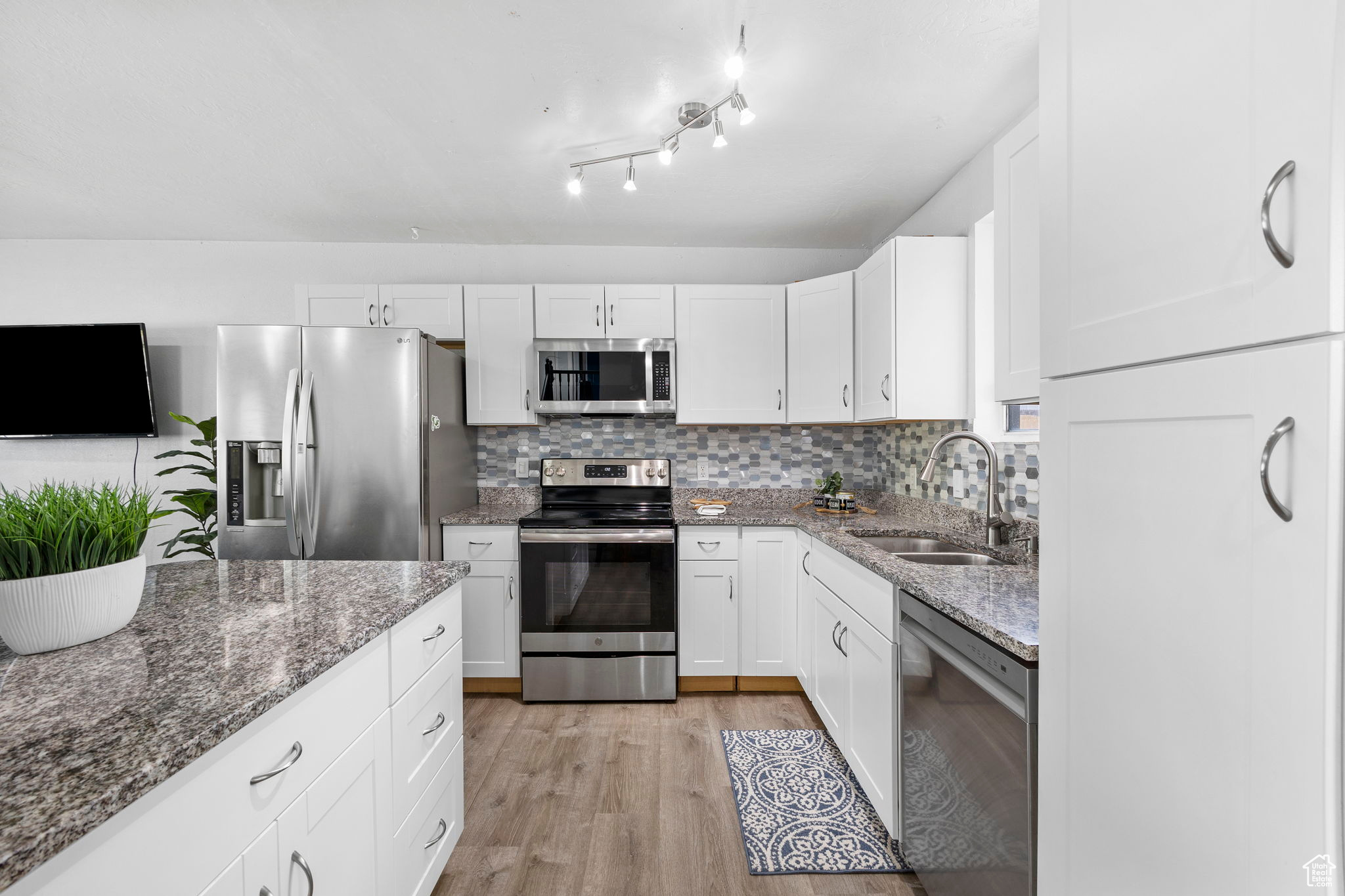 685 3 Oclock Drive, Tooele, Utah image 6
