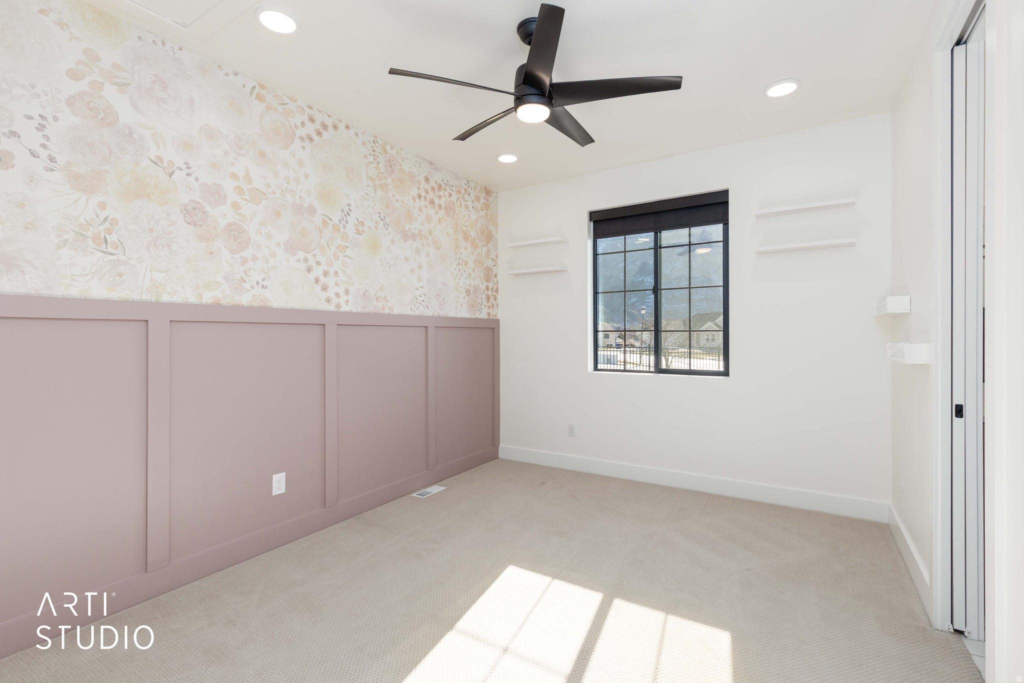 OAKMONT ESTATES - Residential