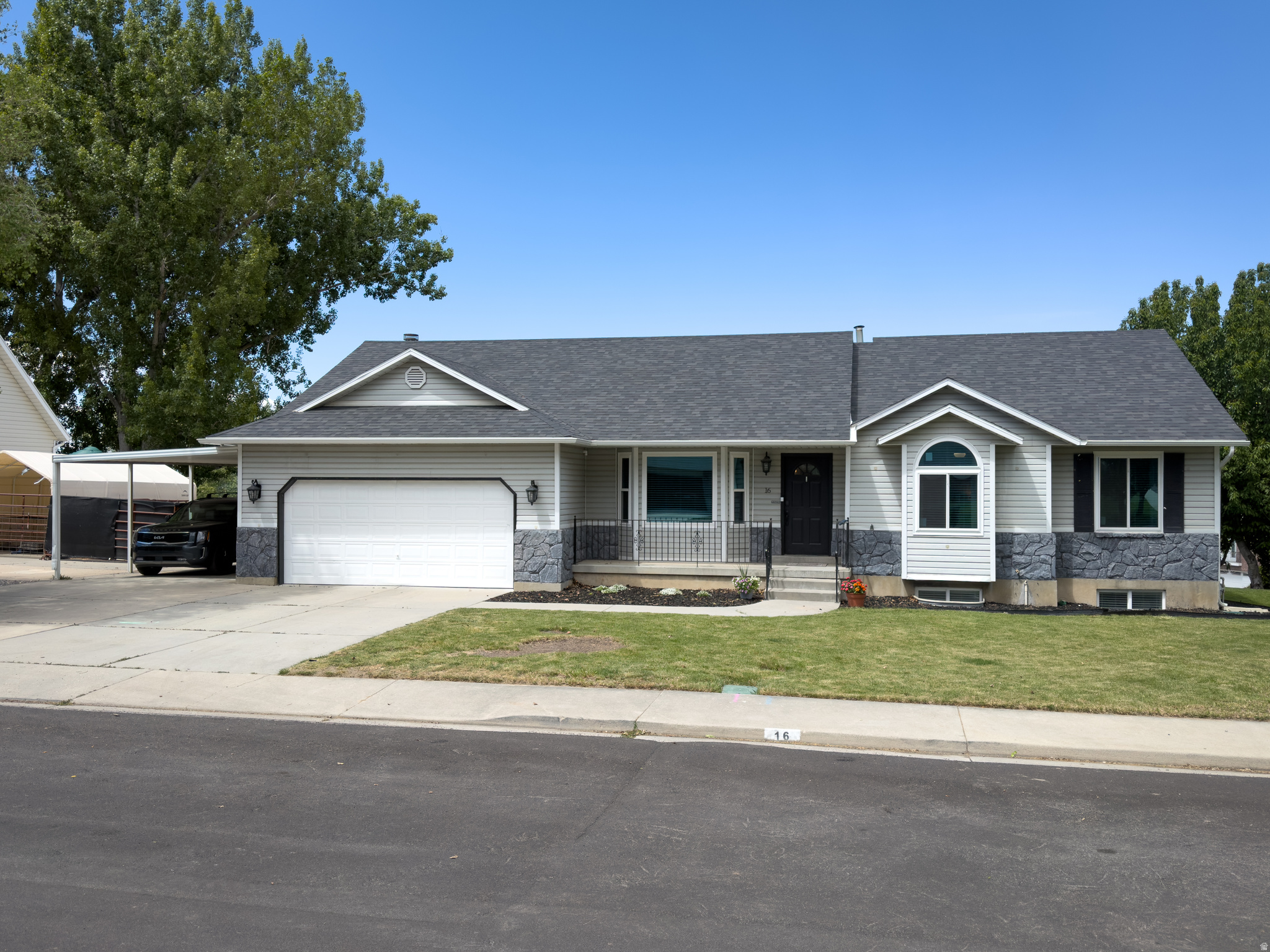 HERITAGE HILLS - Residential