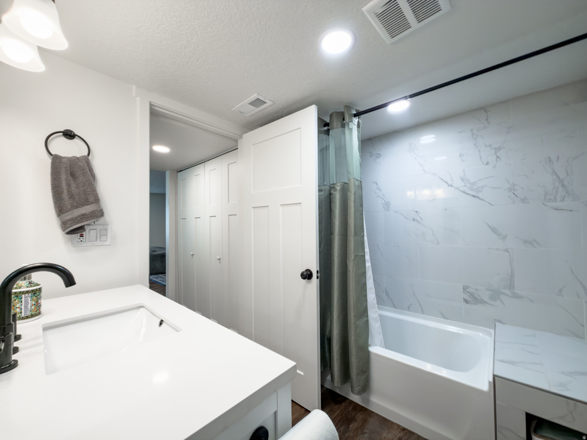 HERITAGE HILLS - Residential