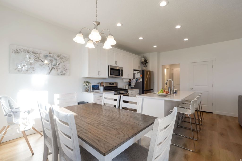 Photo of 8254 W CASCADE VIEW WAY S, Magna, UT 84044 (MLS # 2153384)