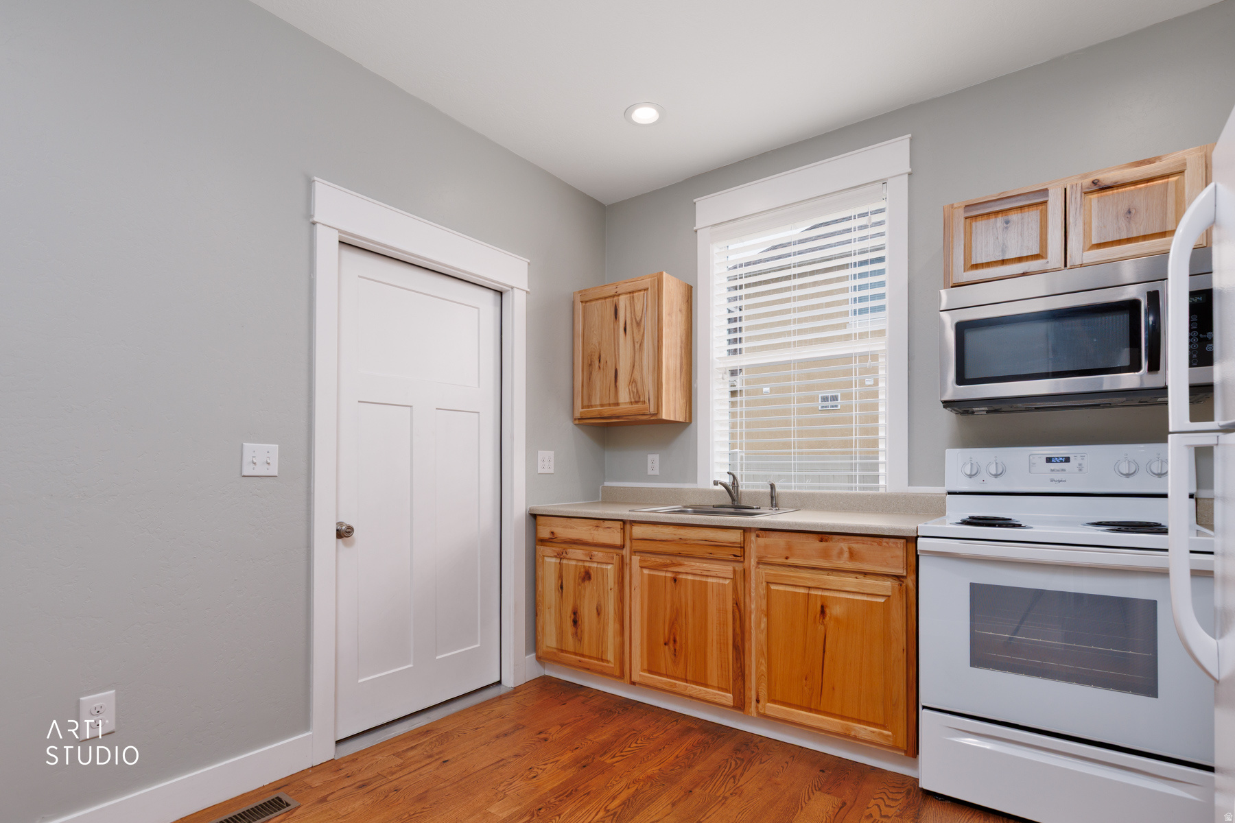 SPRING CREEK RANCH - Residential