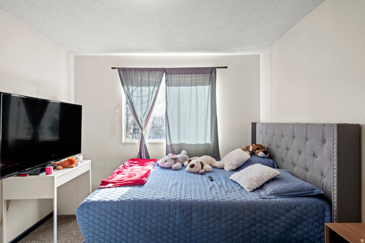 QUAILBROOK EAST - Residential