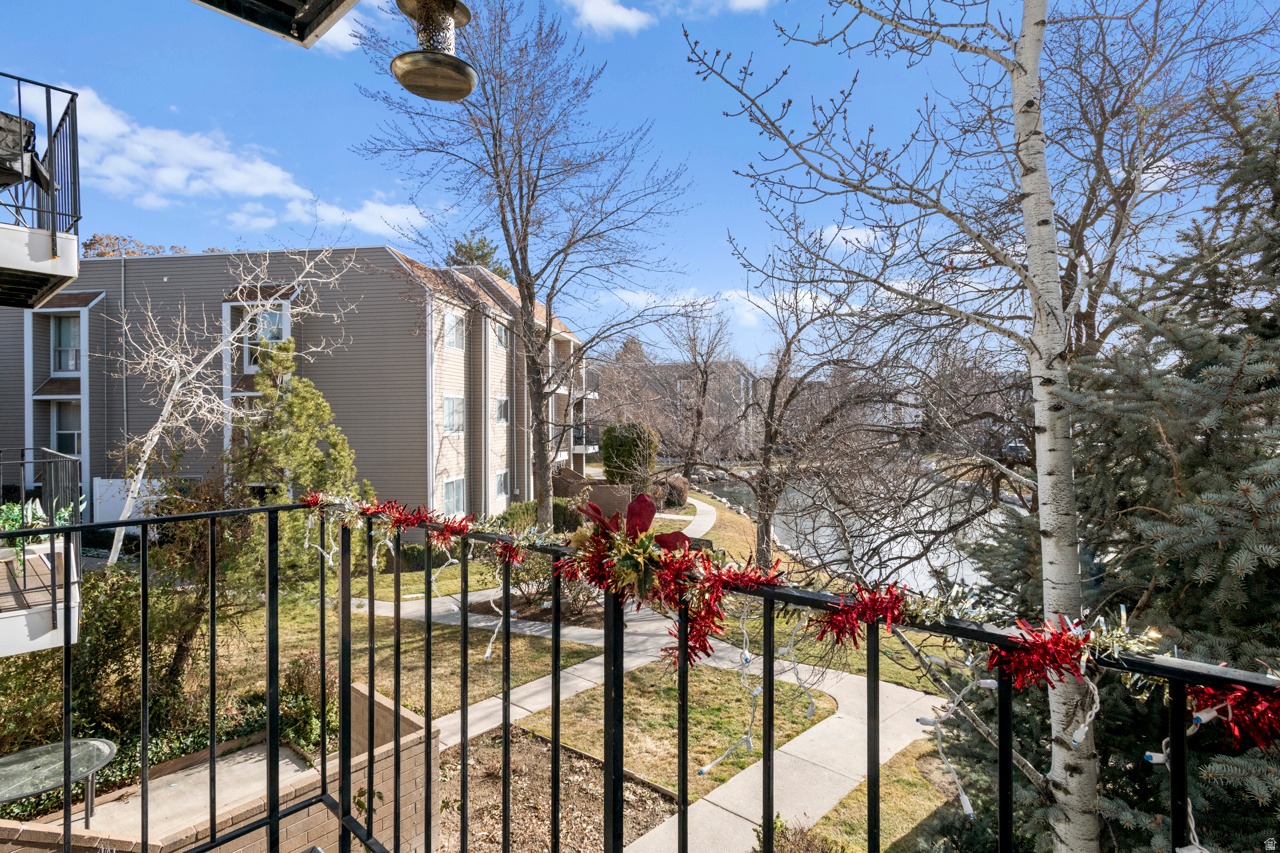 QUAILBROOK EAST - Residential