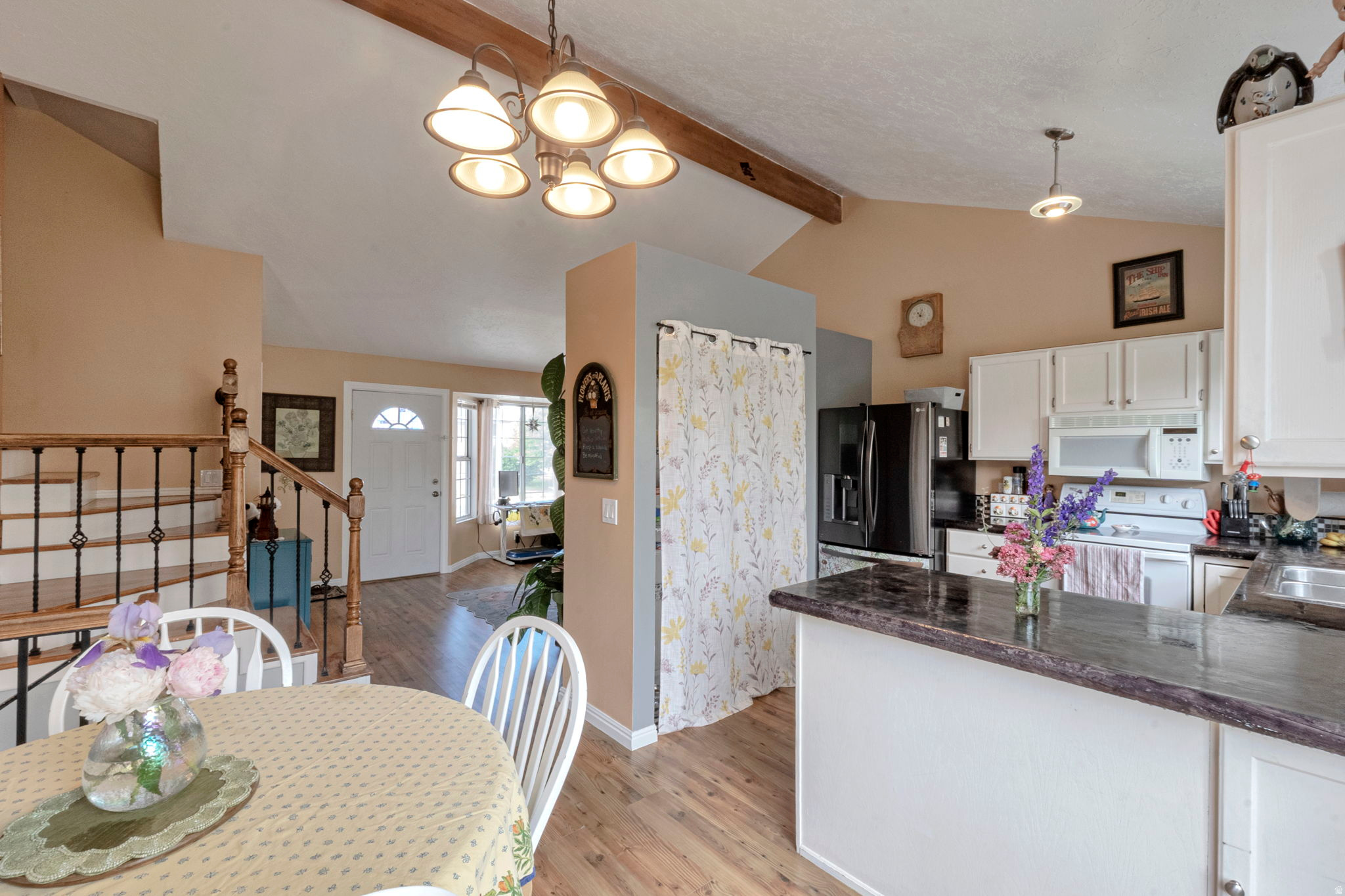 RIVER RIDGE - Residential