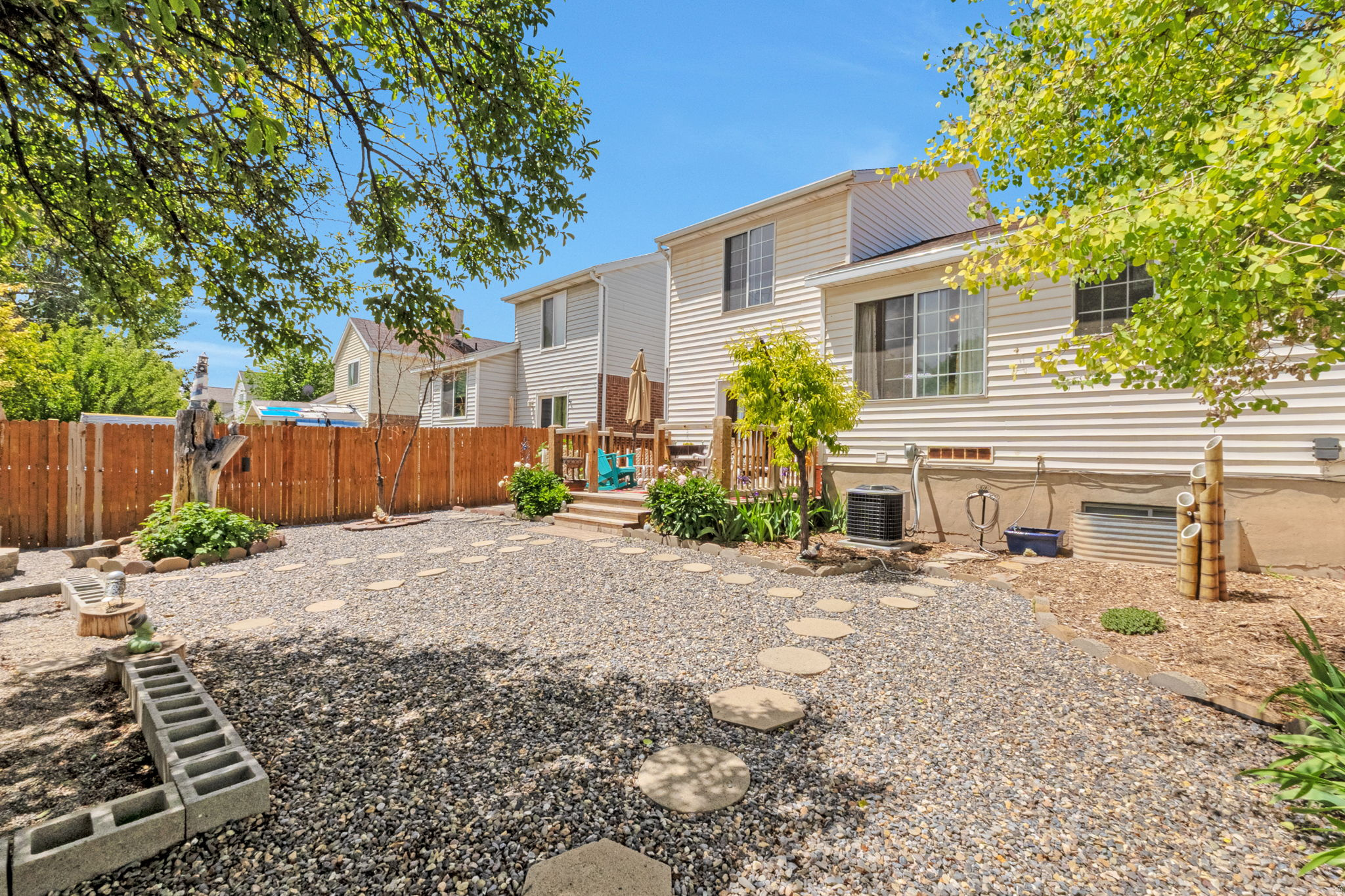 RIVER RIDGE - Residential