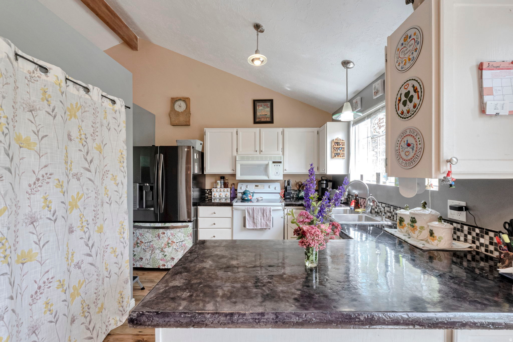 RIVER RIDGE - Residential
