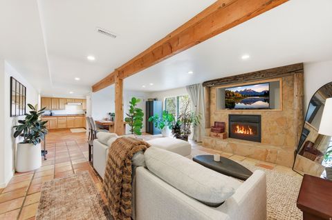 Tiny photo for 2092 E 11270 S, Sandy, UT 84092 (MLS # 2149378)