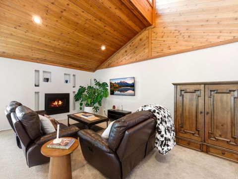 Tiny photo for 2092 E 11270 S, Sandy, UT 84092 (MLS # 2149378)